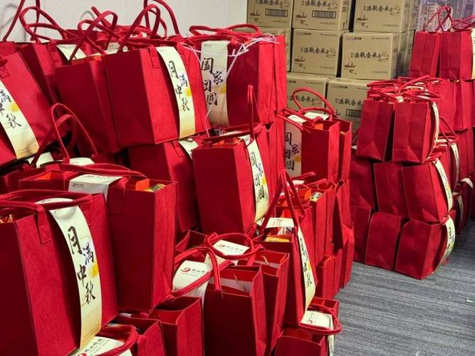 10元礼品批发都有哪些,要批发一些10元礼品。