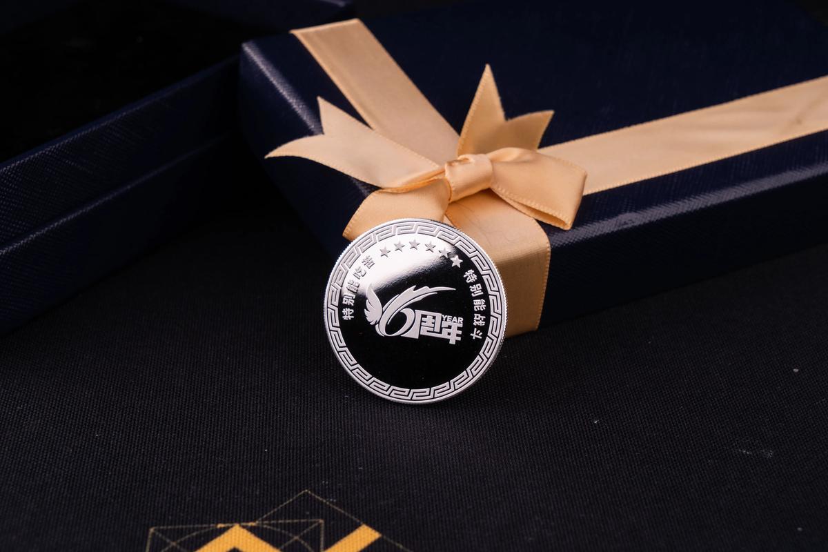 生日礼物送什么好给女生