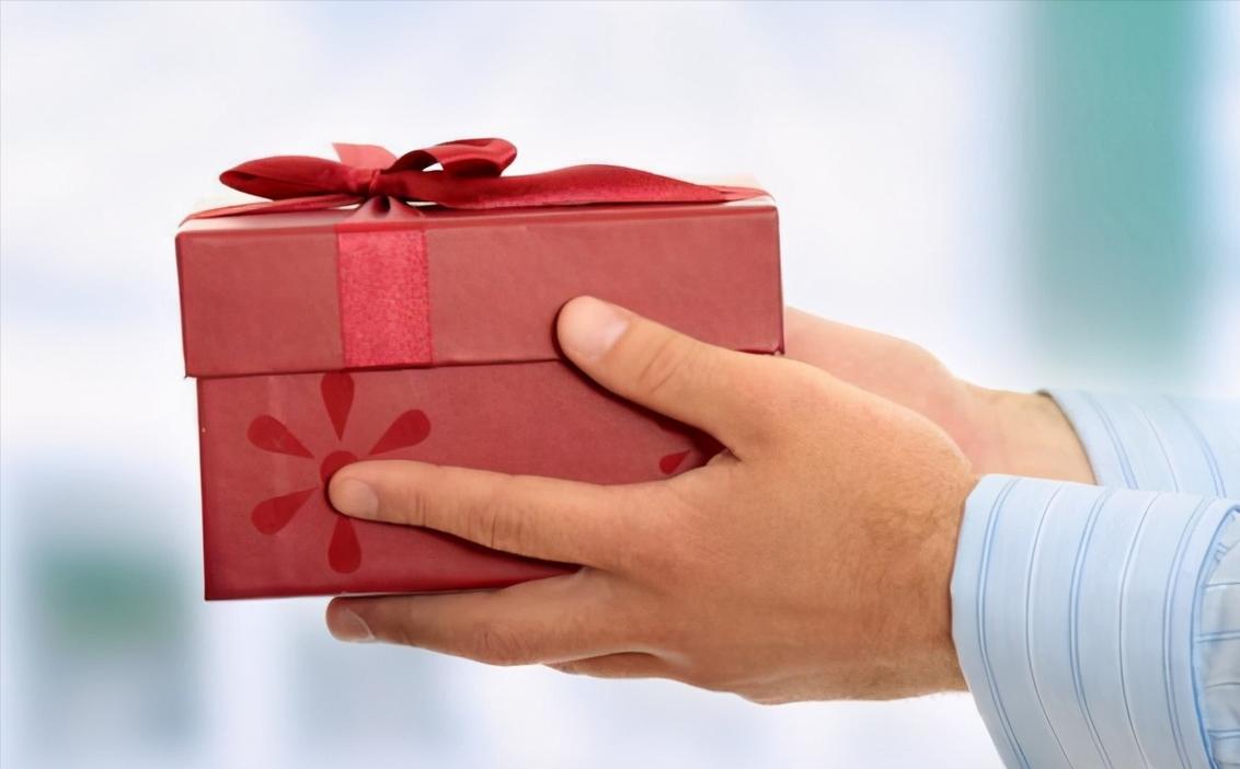 送东西给别人的客套话是什么?